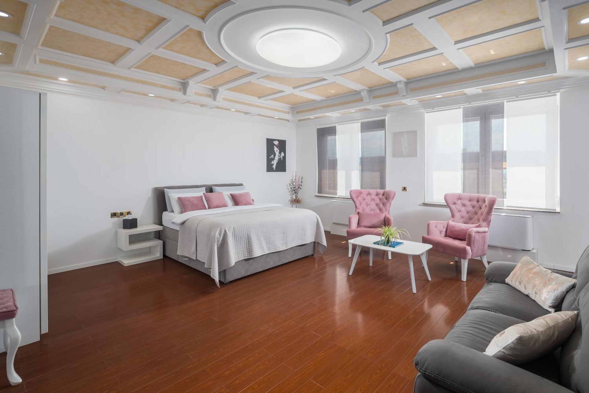 Hotel Tomi Порторож Екстериор снимка